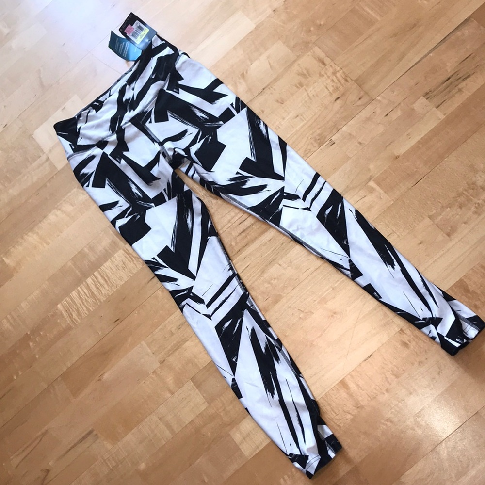 NWT Nike black white skinny pants dri fit small